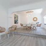Iloftmalaga Niza Βίλα