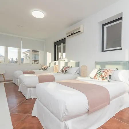 Iloftmalaga Niza וילה *